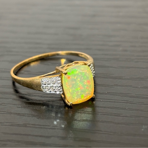Jewelry - 10k Gold Diamond and Opal Ring